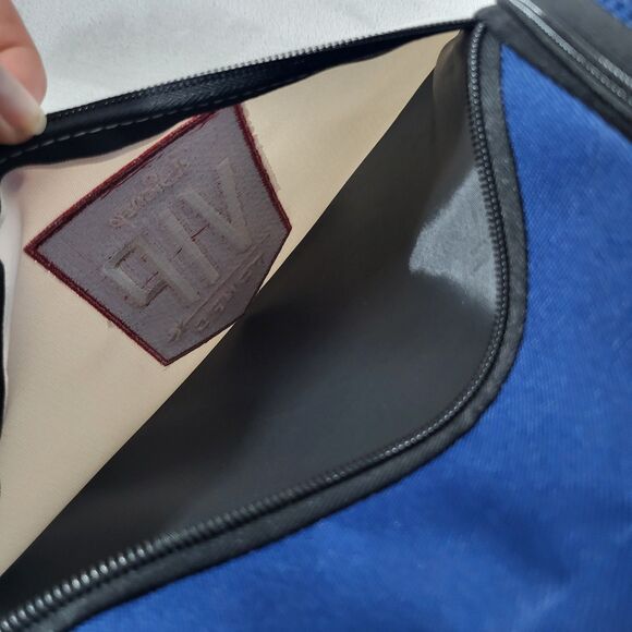 Disney Parks VIP Tours Sling Bag Blue White Crossbody Backpack Shoulder Travel main image 9